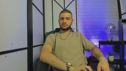 Maximus online show from October 4, 11:14 pm