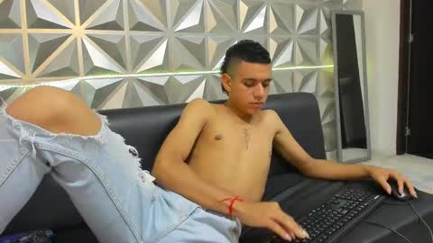 Maximus online show from December 18, 7:30 pm