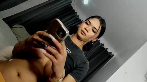 maxyy online show from October 10, 12:37 pm