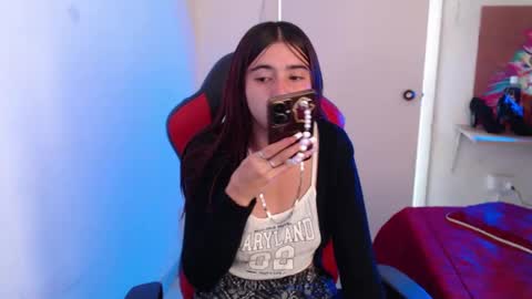 maxinesex_ online show from November 19, 1:33 pm