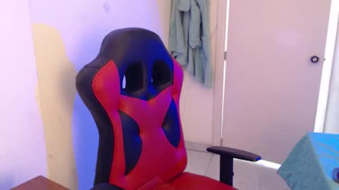 maxinesex_ online show from February 18, 4:36 pm