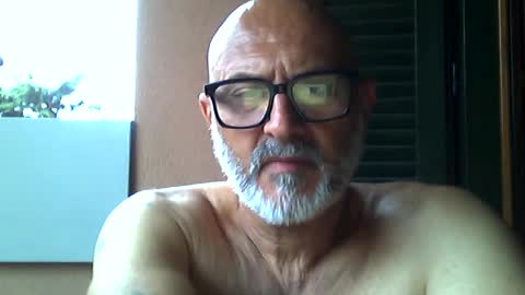 maxinn1967 online show from August 3, 6:33 pm