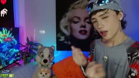 Max online show from January 31, 6:24 am