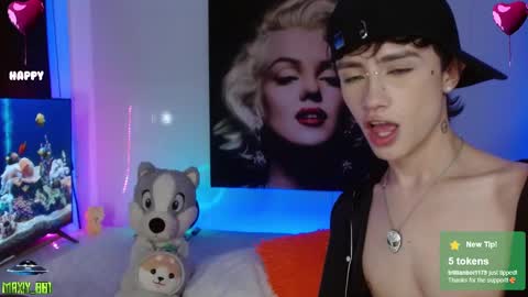 Max online show from February 8, 10:50 am