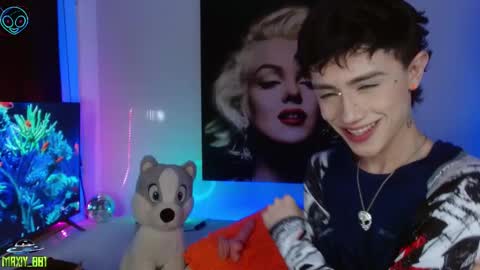 Max online show from February 24, 6:38 am