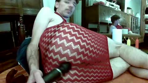 Snapshot of maxjr8008 chatting on July 15, 11:37 am maxjr8008 online show from July 15, 11:37 am