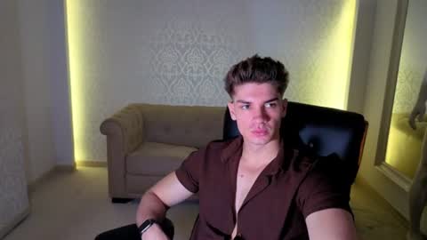 MaxKaiden online show from June 20, 4:15 am