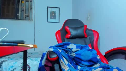 MAX online show from November 16, 11:54 pm