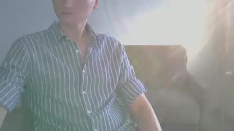 Snapshot of maxrelax90 chatting on March 15, 1:50 pm maxrelax90 online show from March 15, 1:50 pm