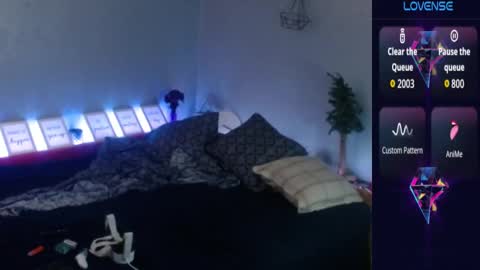 Snapshot of maxrouger chatting on September 24, 8:01 pm MaxRouger online show from September 24, 8:01 pm