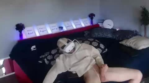 Snapshot of maxrouger chatting on September 25, 6:00 pm MaxRouger online show from September 25, 6:00 pm