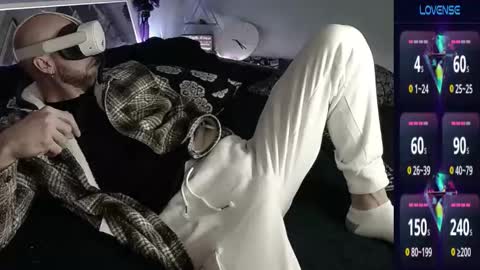 Snapshot of maxrouger chatting on October 10, 12:42 am MaxRouger online show from October 10, 12:42 am