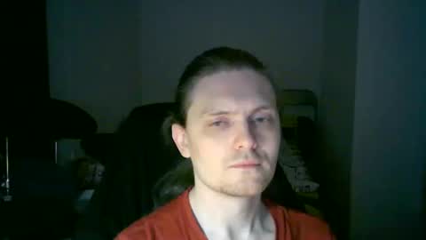 Snapshot of maxs_93 chatting on January 1, 12:11 am maxs_93 online show from January 1, 12:11 am