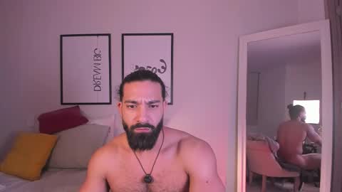 Max online show from January 19, 1:31 am