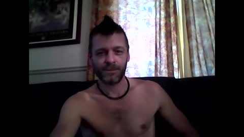 Snapshot of maxthewolf chatting on October 6, 7:55 pm MaxTheWolf online show from October 6, 7:55 pm