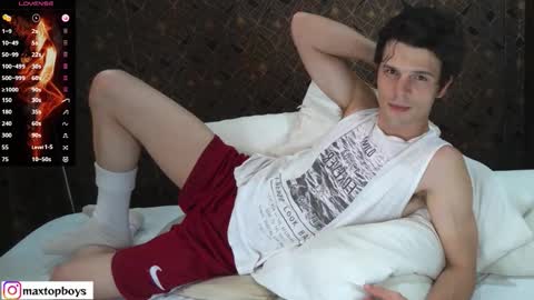 Snapshot of maxtopboy chatting on January 10, 4:36 am Max online show from January 10, 4:36 am