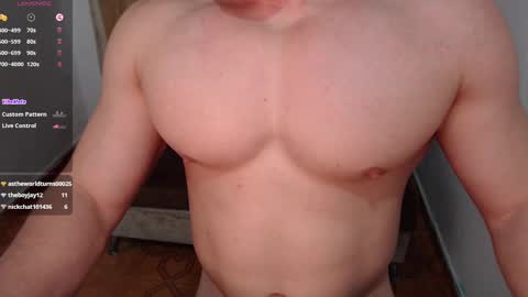 Snapshot of maxwel949813 chatting on December 2, 1:46 pm Max online show from December 2, 1:46 pm