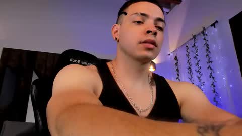 MAX online show from February 7, 9:37 pm