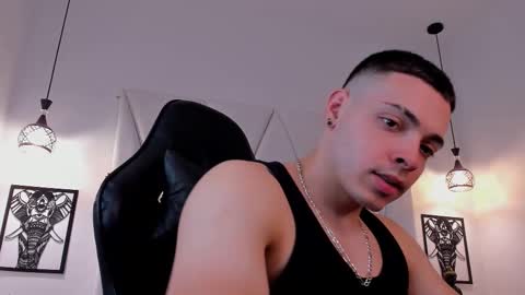 MAX online show from February 15, 12:15 am