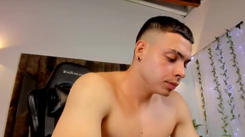 MAX online show from February 18, 4:15 am