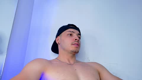 MAX online show from September 9, 9:25 pm