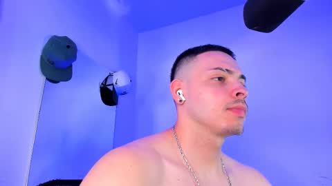 MAX online show from September 16, 3:24 pm