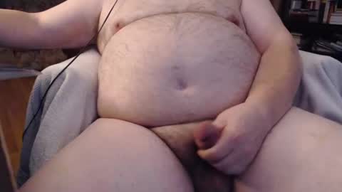 Snapshot of maxwellsr chatting on January 20, 1:42 pm maxwellsr online show from January 20, 1:42 pm