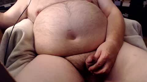 Snapshot of maxwellsr chatting on October 15, 3:39 am maxwellsr online show from October 15, 3:39 am