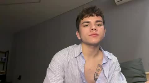 Snapshot of maxwoolf chatting on April 29, 5:30 pm Max online show from April 29, 5:30 pm