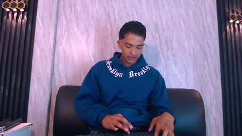 Max Wyatt online show from June 5, 4:24 pm