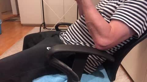 Snapshot of maxx_martin chatting on December 19, 5:25 am Max online show from December 19, 5:25 am