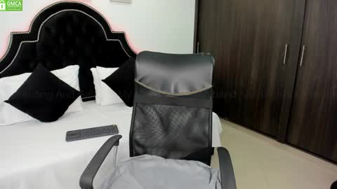 Maxxi online show from December 29, 7:00 pm