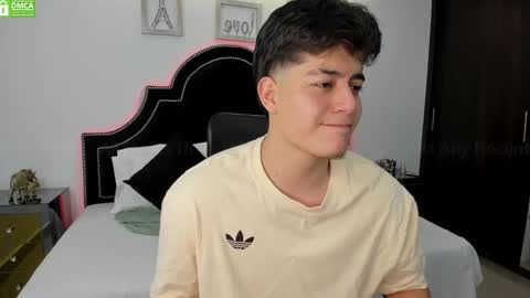 Maxxi online show from December 30, 1:04 am