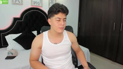 Maxxi online show from January 10, 1:10 am