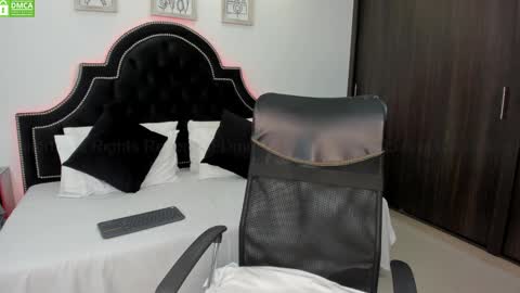 Maxxi online show from February 18, 5:53 pm