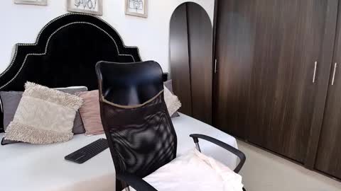 Maxxi online show from September 18, 12:34 am