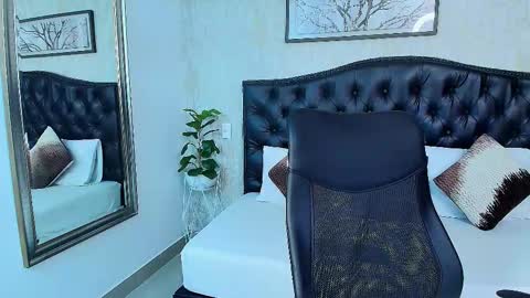 Maxxi online show from October 16, 4:13 am