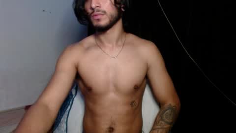 Snapshot of maxximus_10 chatting on December 31, 9:31 am maxximus_10 online show from December 31, 9:31 am