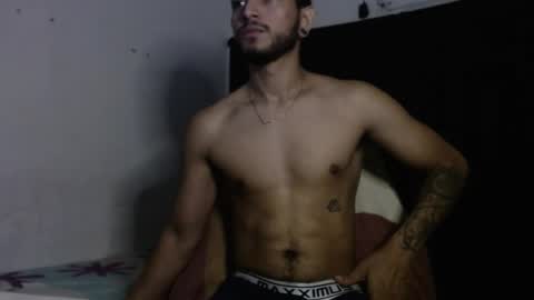 Snapshot of maxximus_10 chatting on January 2, 9:07 pm maxximus_10 online show from January 2, 9:07 pm