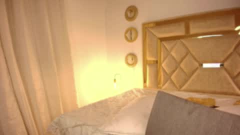 Valentina online show from May 19, 1:56 am