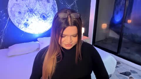 Maxine Minx online show from October 9, 4:54 am