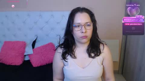 May online show from January 12, 8:25 pm