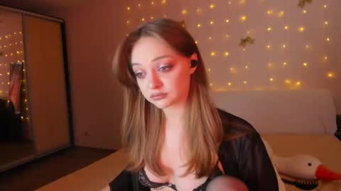 May Flower online show from April 3, 11:30 am