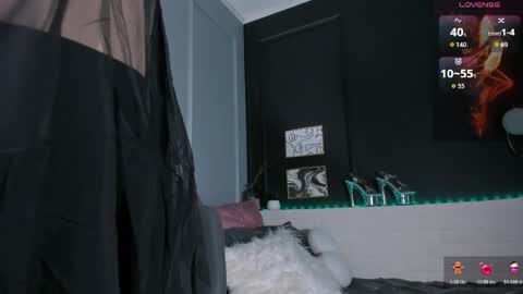 Maya online show from March 30, 2:07 pm