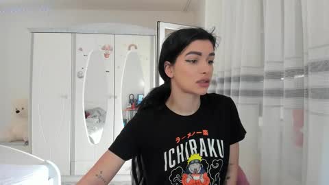 Snapshot of maya_and_guests chatting on February 23, 12:57 pm Maya online show from February 23, 12:57 pm