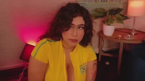 maya_house online show from February 28, 4:57 am