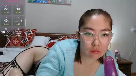 Snapshot of maya_kumashiro chatting on February 15, 8:38 pm maya_kumashiro online show from February 15, 8:38 pm