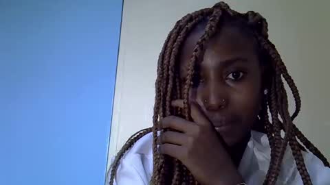 maya_melody online show from February 14, 2:36 pm