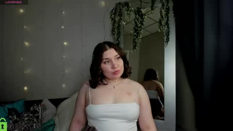 Maya online show from May 18, 1:02 am