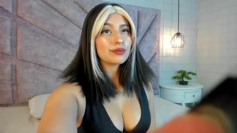 Maya online show from May 1, 12:26 am